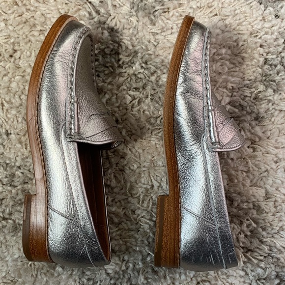 Kelsi Dagger Silver Loafers Size 7.5 - Picture 3 of 5
